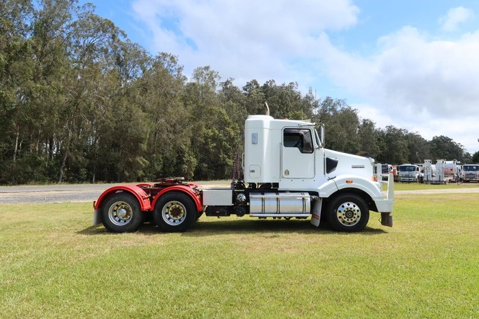 2007 Kenworth T400 Series T404S