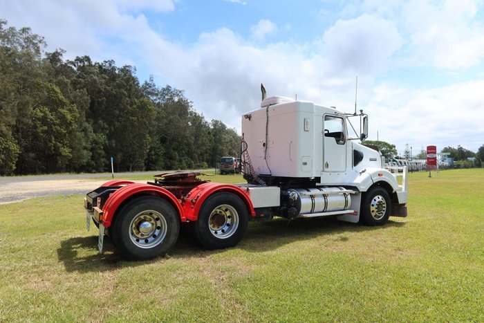 2007 Kenworth T400 Series T404S