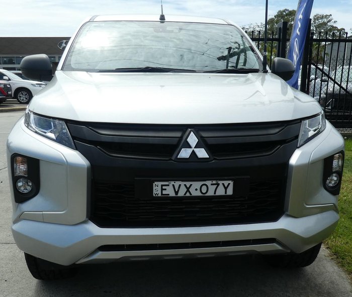 2023 Mitsubishi Triton GLX-R