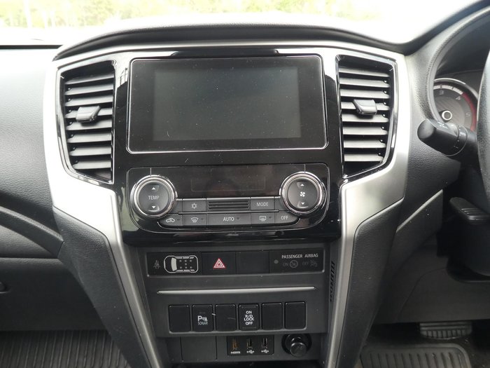 2023 Mitsubishi Triton GLX-R