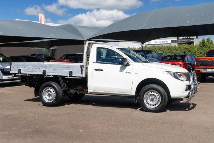 2016 Mitsubishi Triton GLX