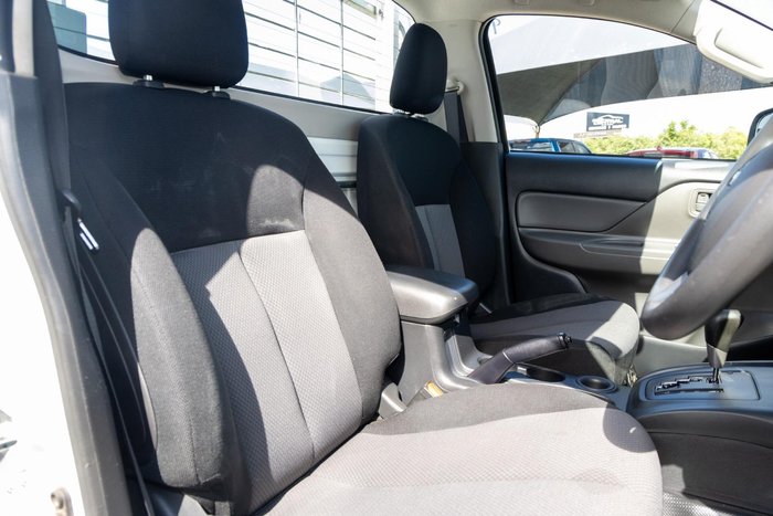 2016 Mitsubishi Triton GLX