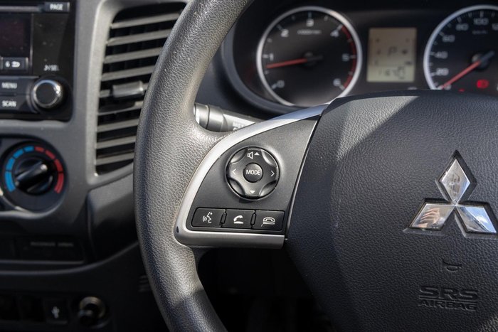 2016 Mitsubishi Triton GLX