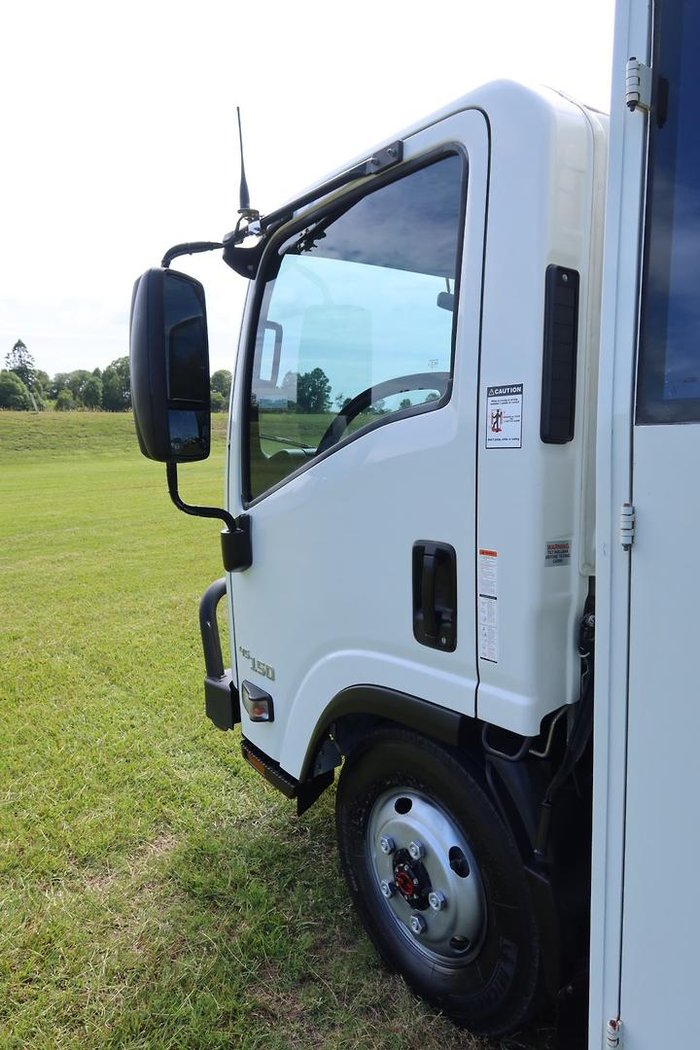 2023 Isuzu Nls 45-150 Awd