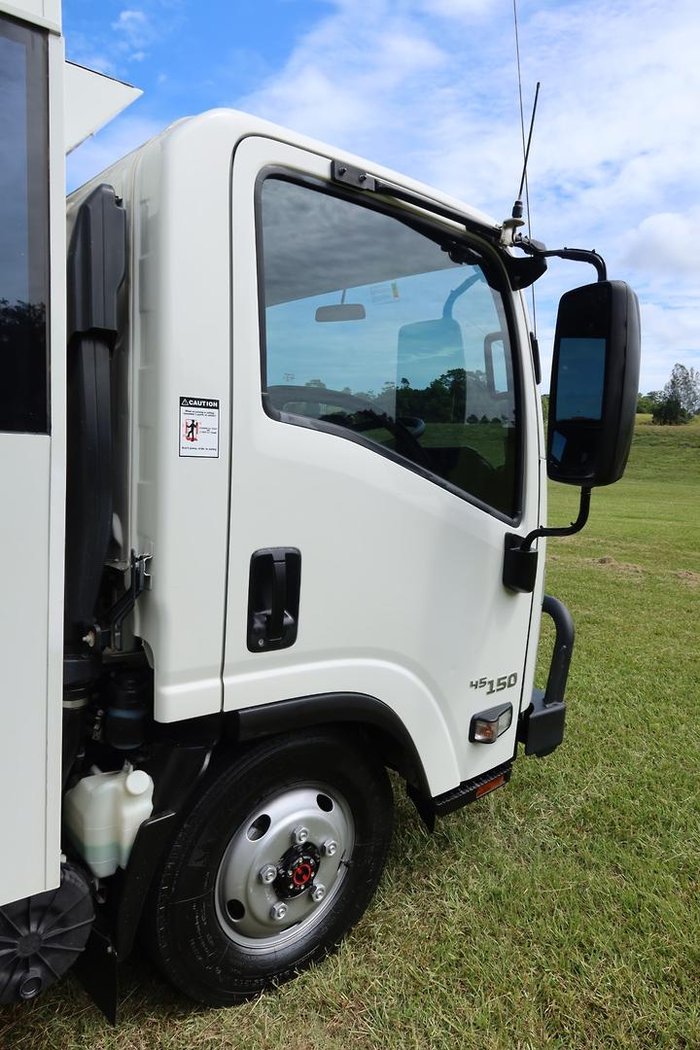 2023 Isuzu Nls 45-150 Awd