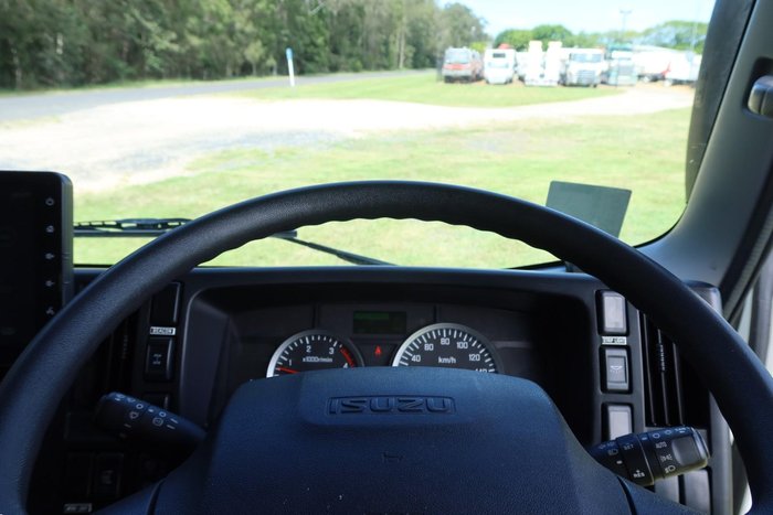2023 Isuzu Nls 45-150 Awd