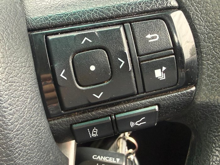 2020 Toyota Hilux SR