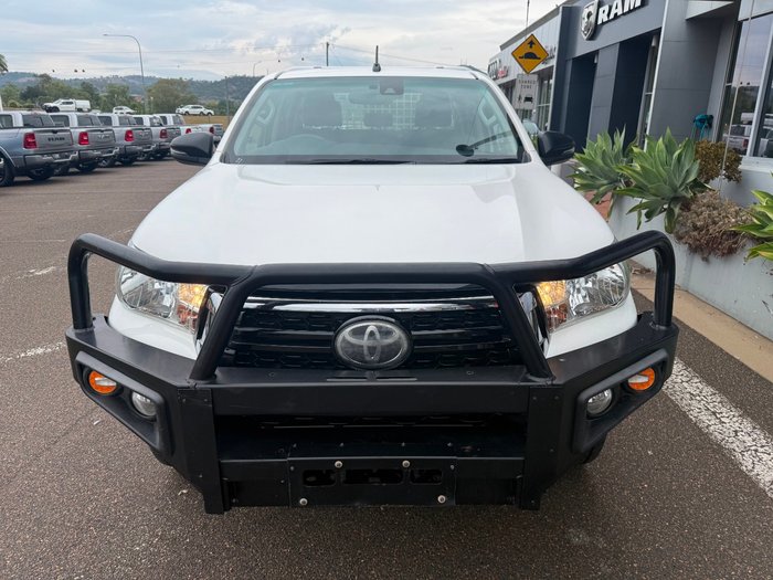 2020 Toyota Hilux SR