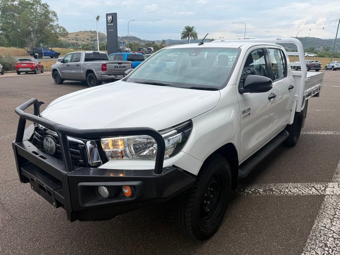 2020 Toyota Hilux SR