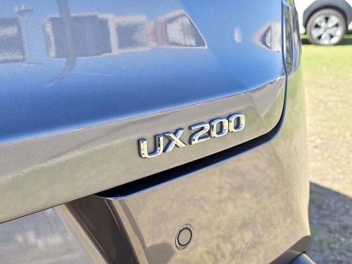 2019 Lexus UX 200 Luxury MZAA10R Mercury Grey