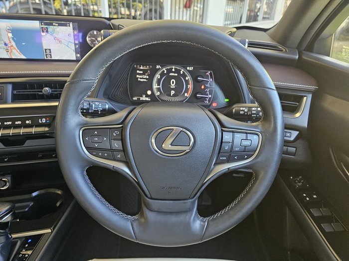 2019 Lexus UX 200 Luxury MZAA10R Mercury Grey