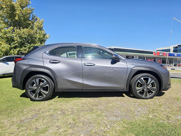 2019 Lexus UX 200 Luxury MZAA10R Mercury Grey