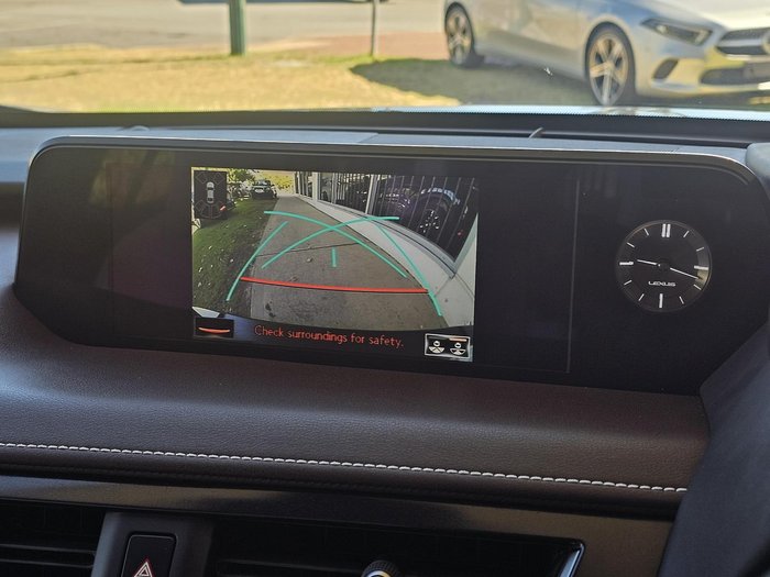 2019 Lexus UX 200 Luxury MZAA10R Mercury Grey