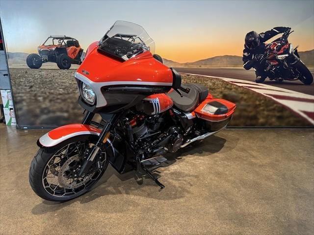 2024 Harley-Davidson CVO Street Glide 121 (FLHXSE)