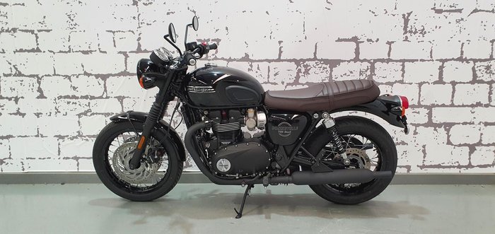 2025 Triumph Bonneville T120 Black Bonneville Black