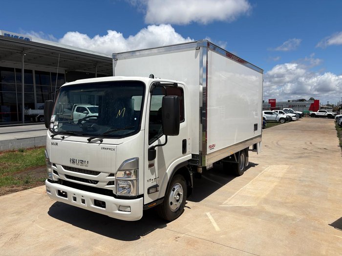 2025 Isuzu N Series NNR 45-150 Vanpack
