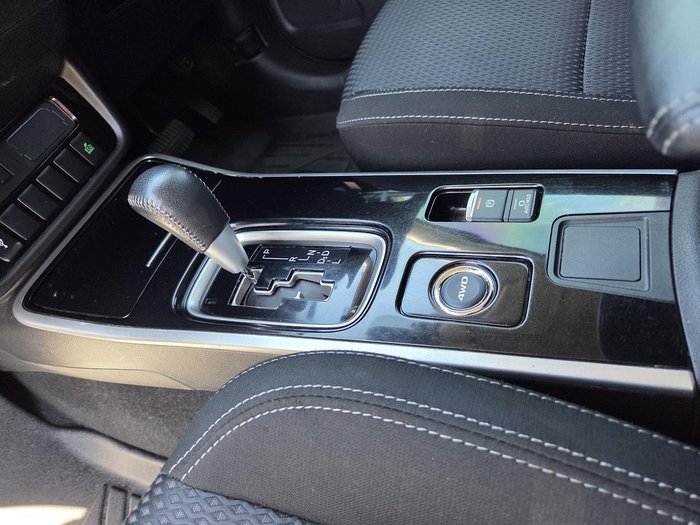 2019 Mitsubishi Outlander ES