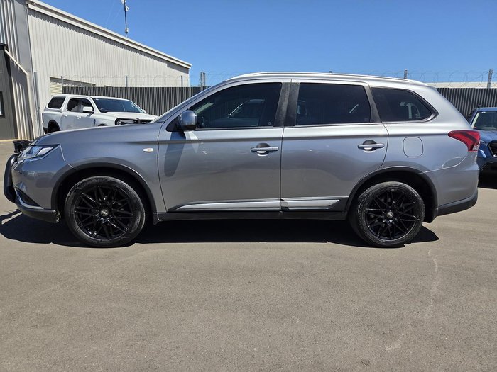 2019 Mitsubishi Outlander ES