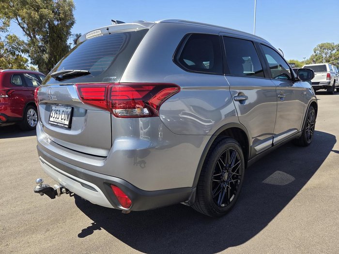 2019 Mitsubishi Outlander ES