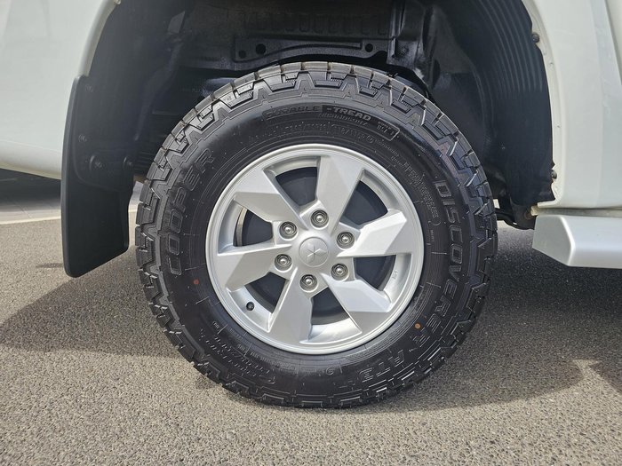 2021 Mitsubishi Triton GLX+