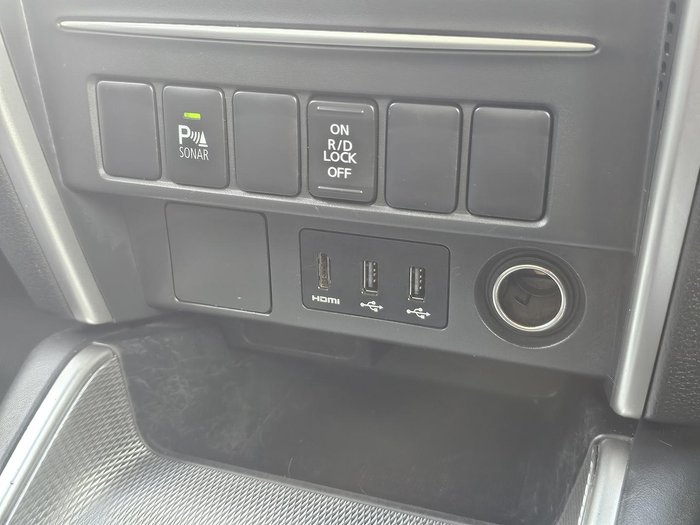 2021 Mitsubishi Triton GLX+