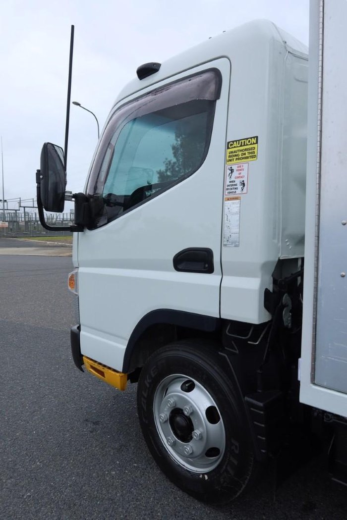 2020 Fuso Canter 815
