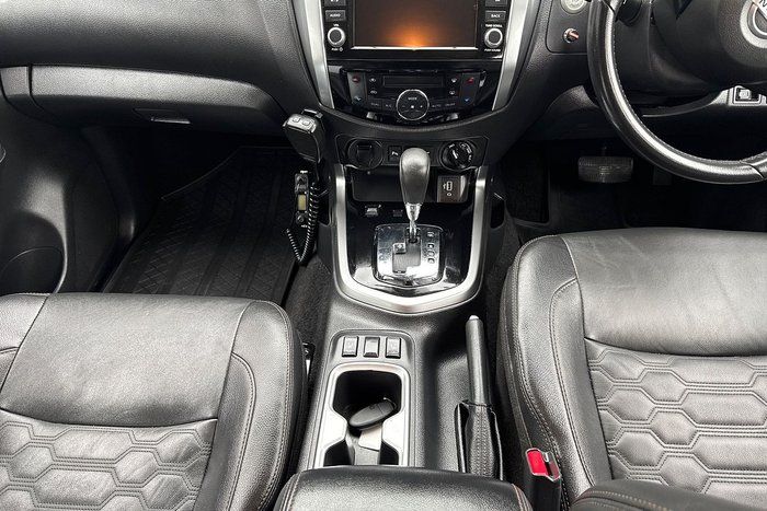 2021 Nissan Navara ST-X