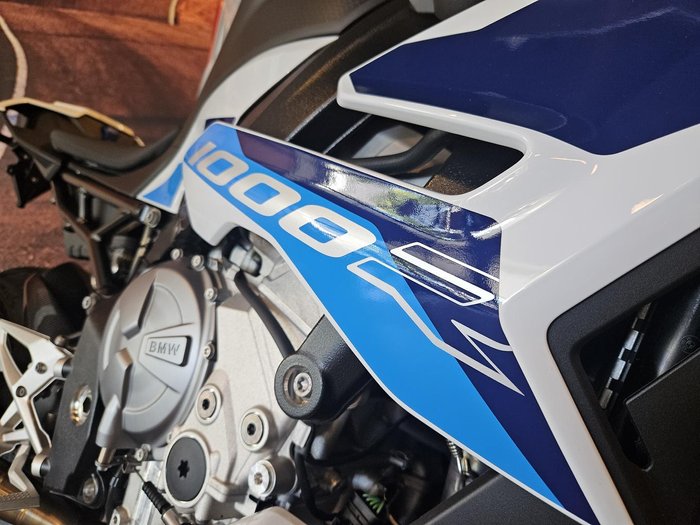 2024 BMW M 1000 R M 1000 White