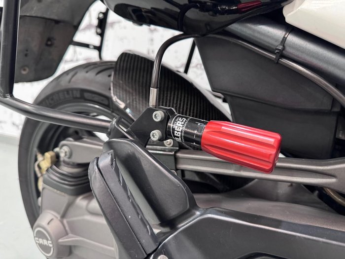 2005 Moto Guzzi Breva V1100 Breva Red