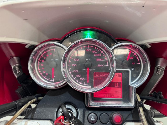 2005 Moto Guzzi Breva V1100 Breva Red