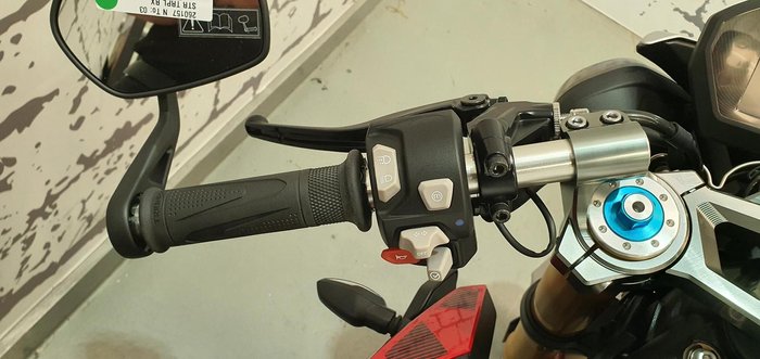 2025 Triumph Street Triple 765 RX Street Triple Silver