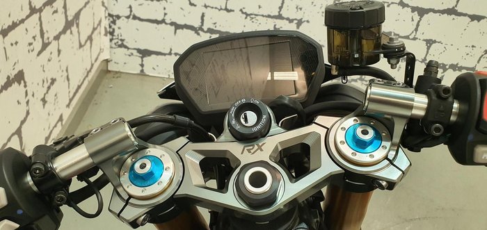 2025 Triumph Street Triple 765 RX Street Triple Silver