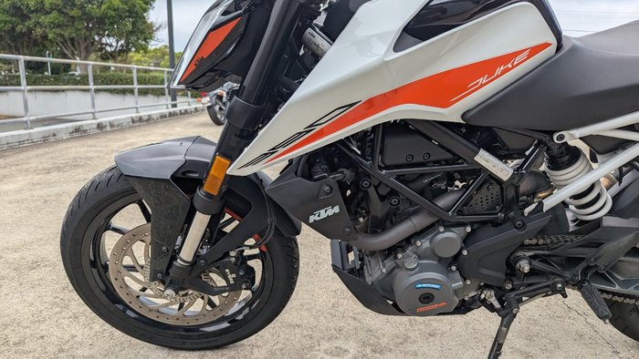 2021 Ktm 390 DUKE White