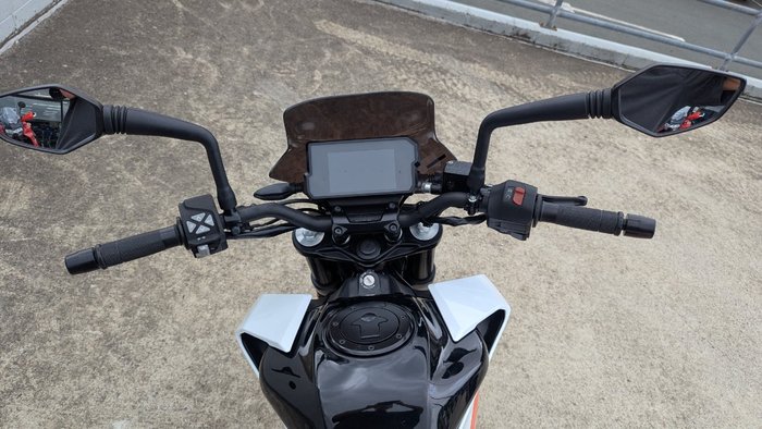 2021 Ktm 390 DUKE White