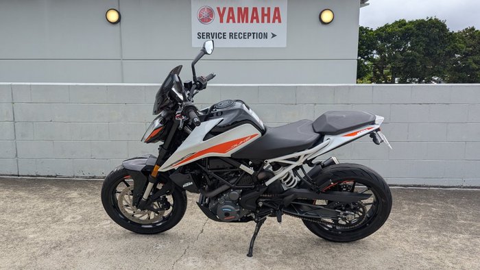 2021 Ktm 390 DUKE White