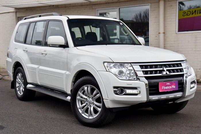 2020 Mitsubishi Pajero