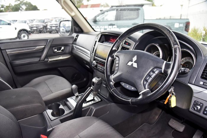 2020 Mitsubishi Pajero GLX