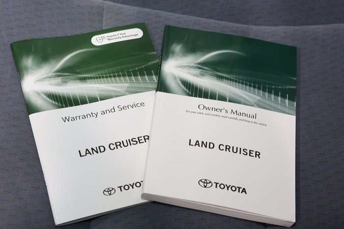 2025 Toyota Landcruiser GXL