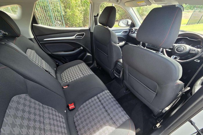 2021 MG ZST Core MY21 York White