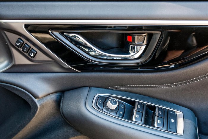 2025 Subaru Outback AWD Touring XT