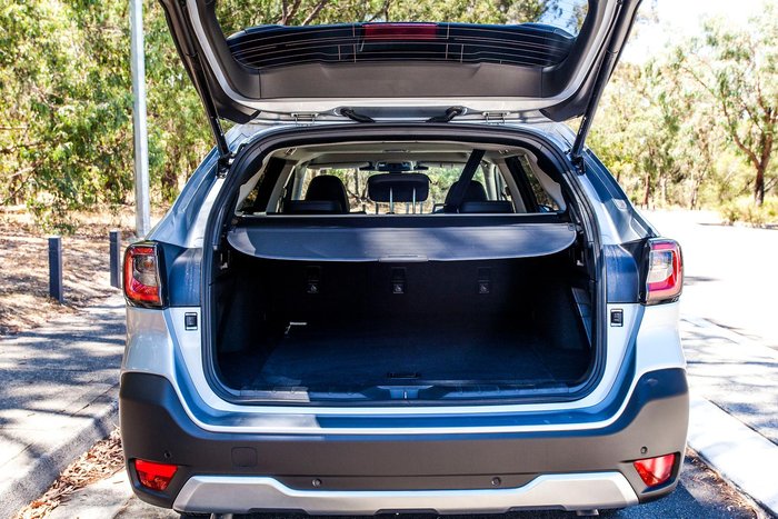 2025 Subaru Outback AWD Touring XT