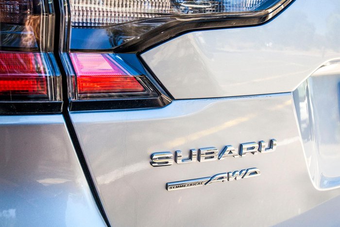 2025 Subaru Outback AWD Touring XT