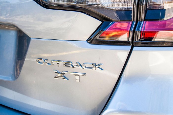 2025 Subaru Outback AWD Touring XT