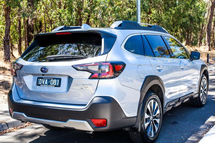 2025 Subaru Outback AWD Touring XT