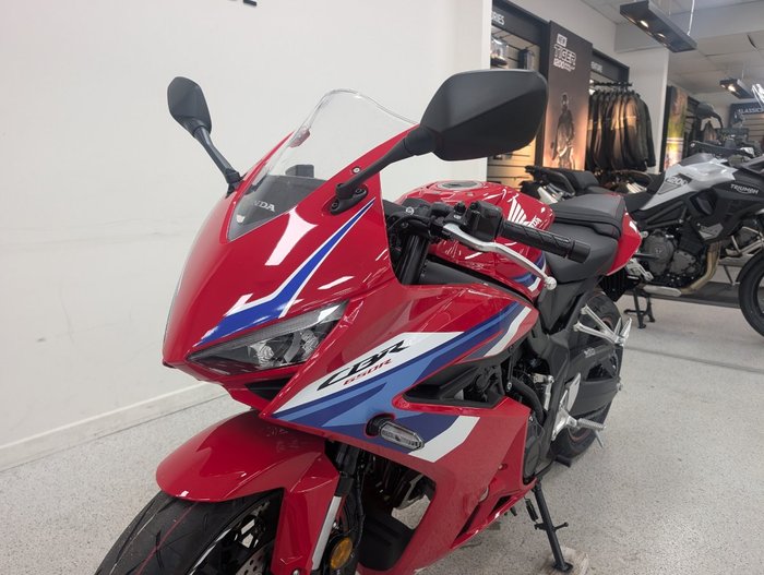 2025 Honda CBR650RAC Red