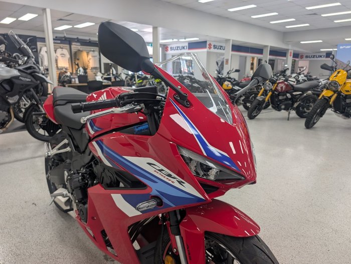 2025 Honda CBR650RAC Red