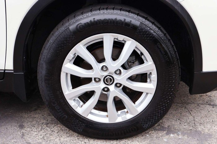 2022 Nissan X-TRAIL ST