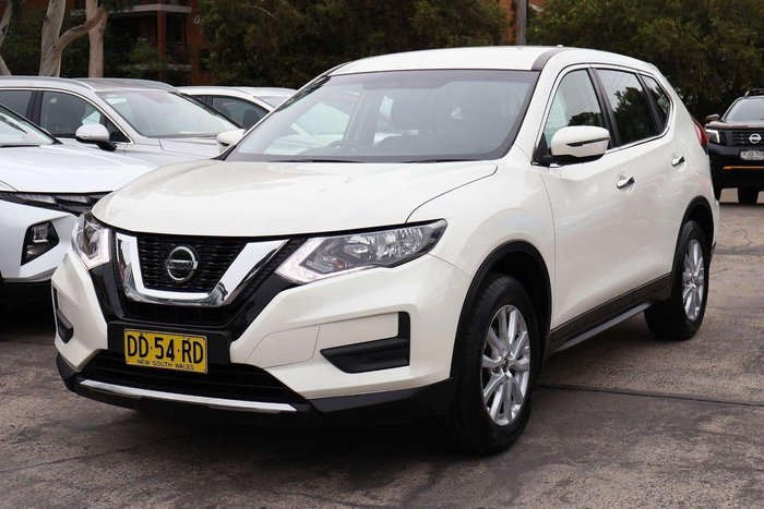 2022 Nissan X-TRAIL ST