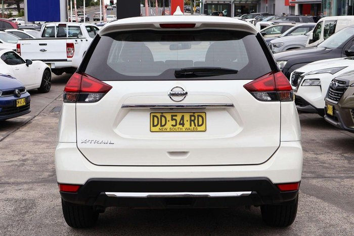 2022 Nissan X-TRAIL ST