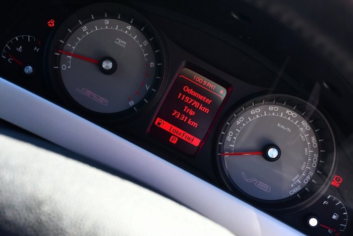 2010 Holden Commodore SS V